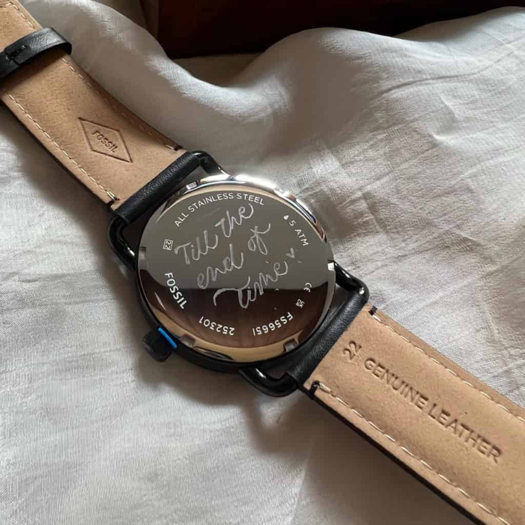 Jam atau Jam Berukir